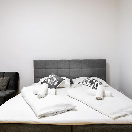 Royal-Haven Apartment Wenen Buitenkant foto